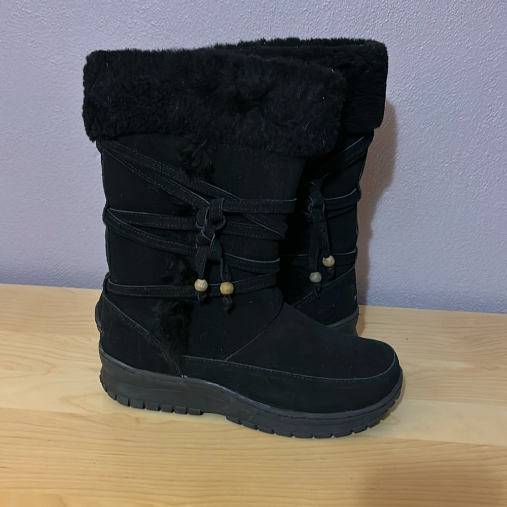 Bearpaw black winter boots
